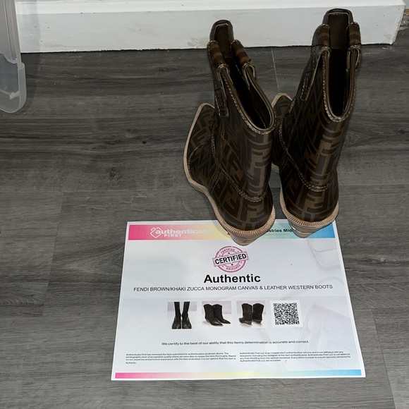 Authentic Fendi Zucca size 39.5 cowboy boots EUC - Picture 7 of 7